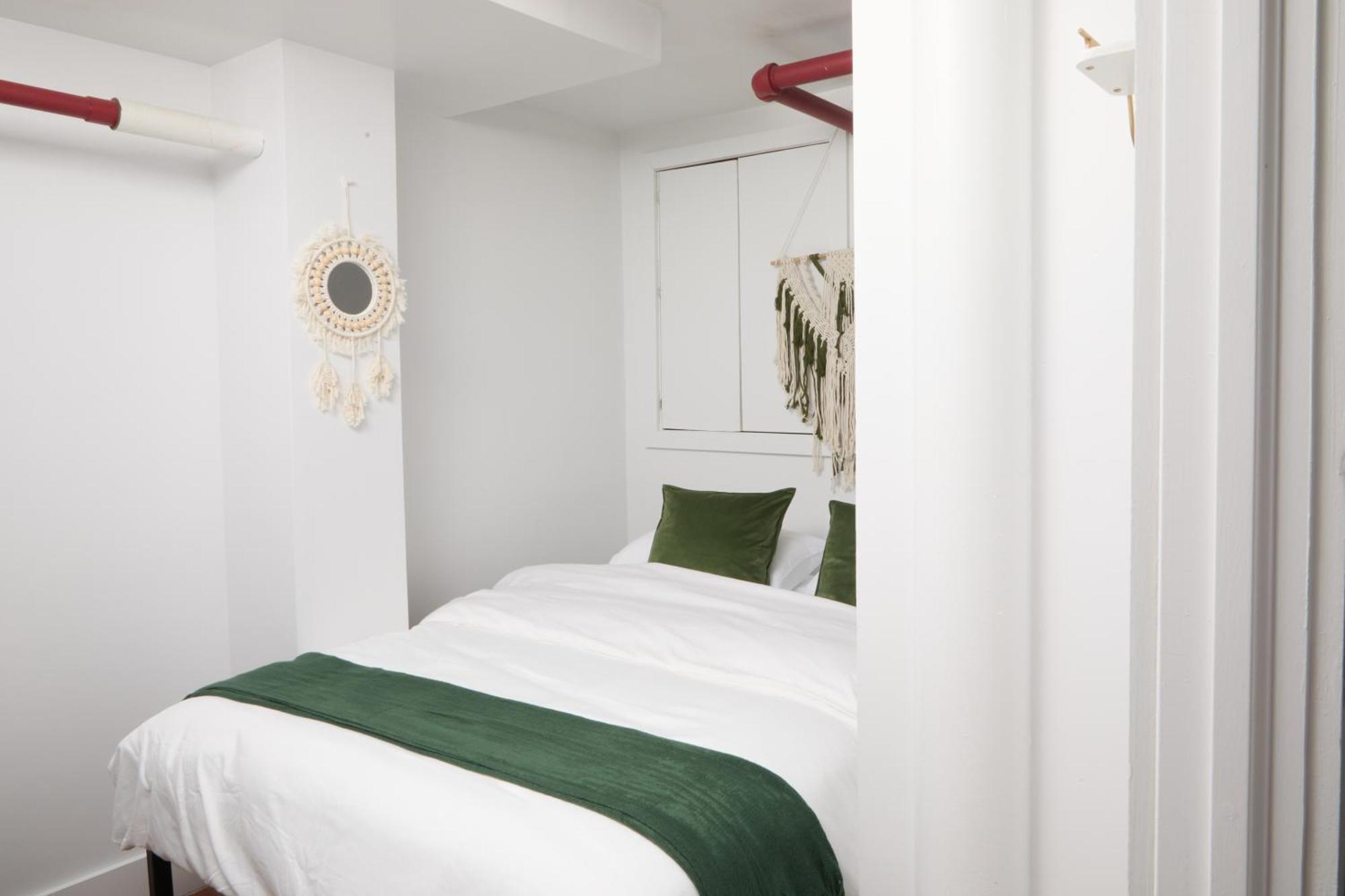 Comfy Guest House In Hell'S Kitchen New York Dış mekan fotoğraf